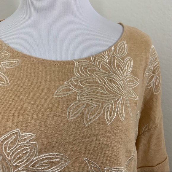 Chicos Womens 100% Linen Embroidered Short Sleeve Top Tan Neutral Lagenlook - Picture 5 of 16